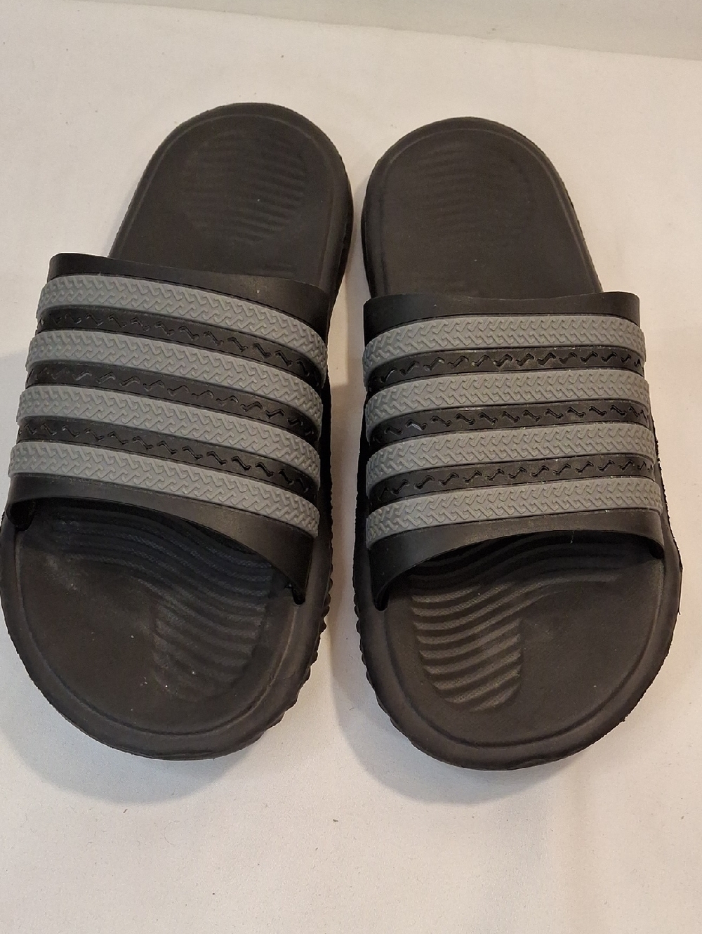 adidas Black and Gray Slide Sandals. M/10, L11. Lightly Worn. Great Condition